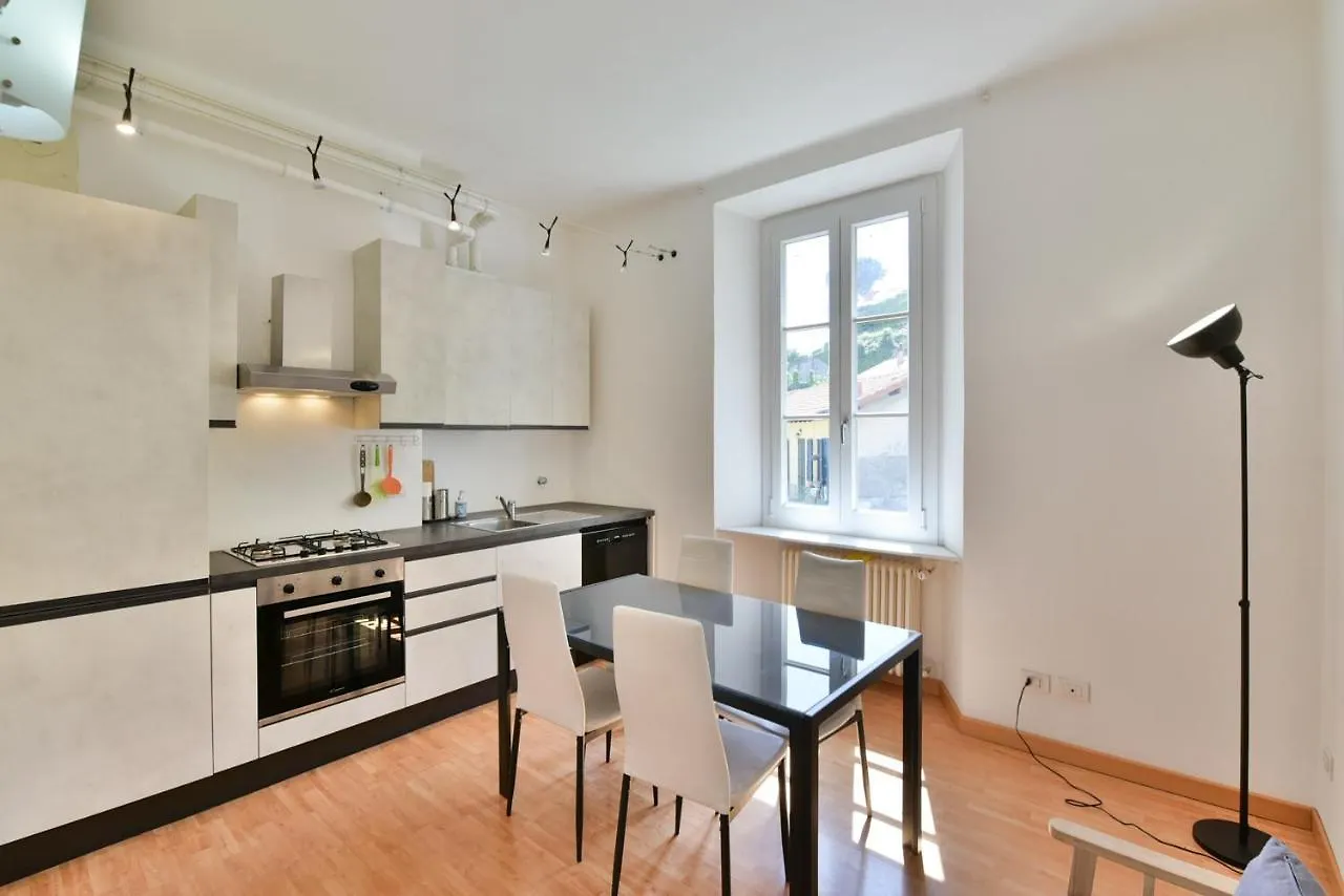 Volta Central Apartment By Quokka 360 - Minimal Flat In Cernobbio