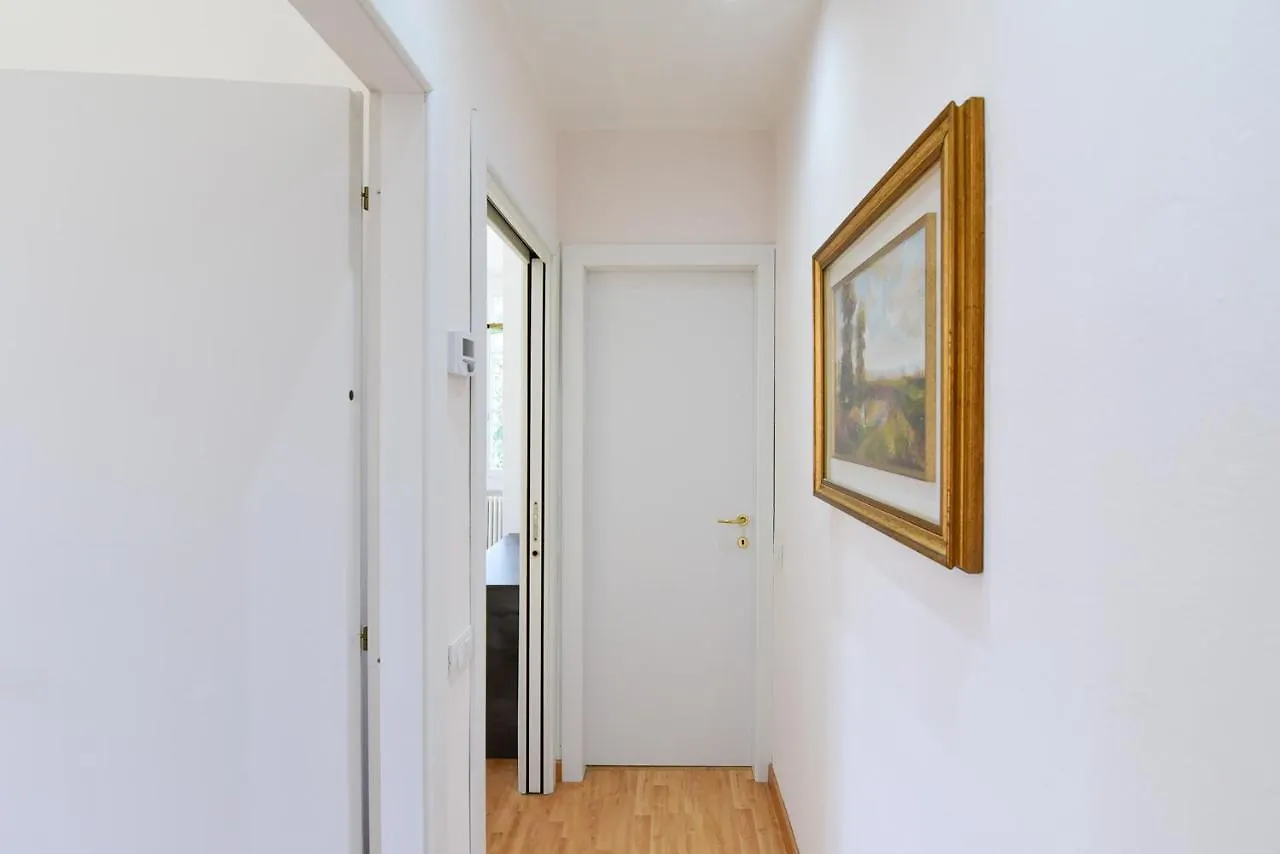 Volta Central Apartment By Quokka 360 - Minimal Flat In Cernobbio Itália