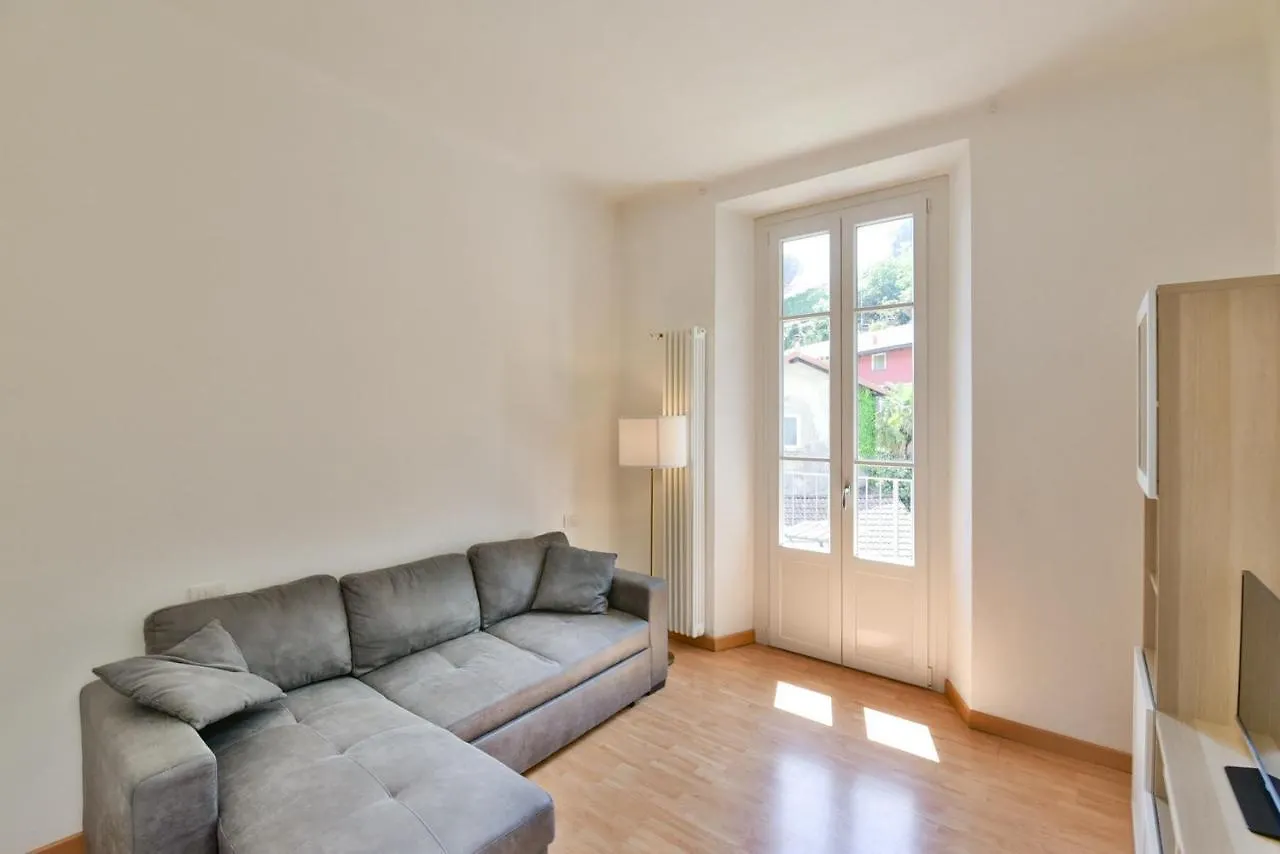 Volta Central Apartment By Quokka 360 - Minimal Flat In Cernobbio