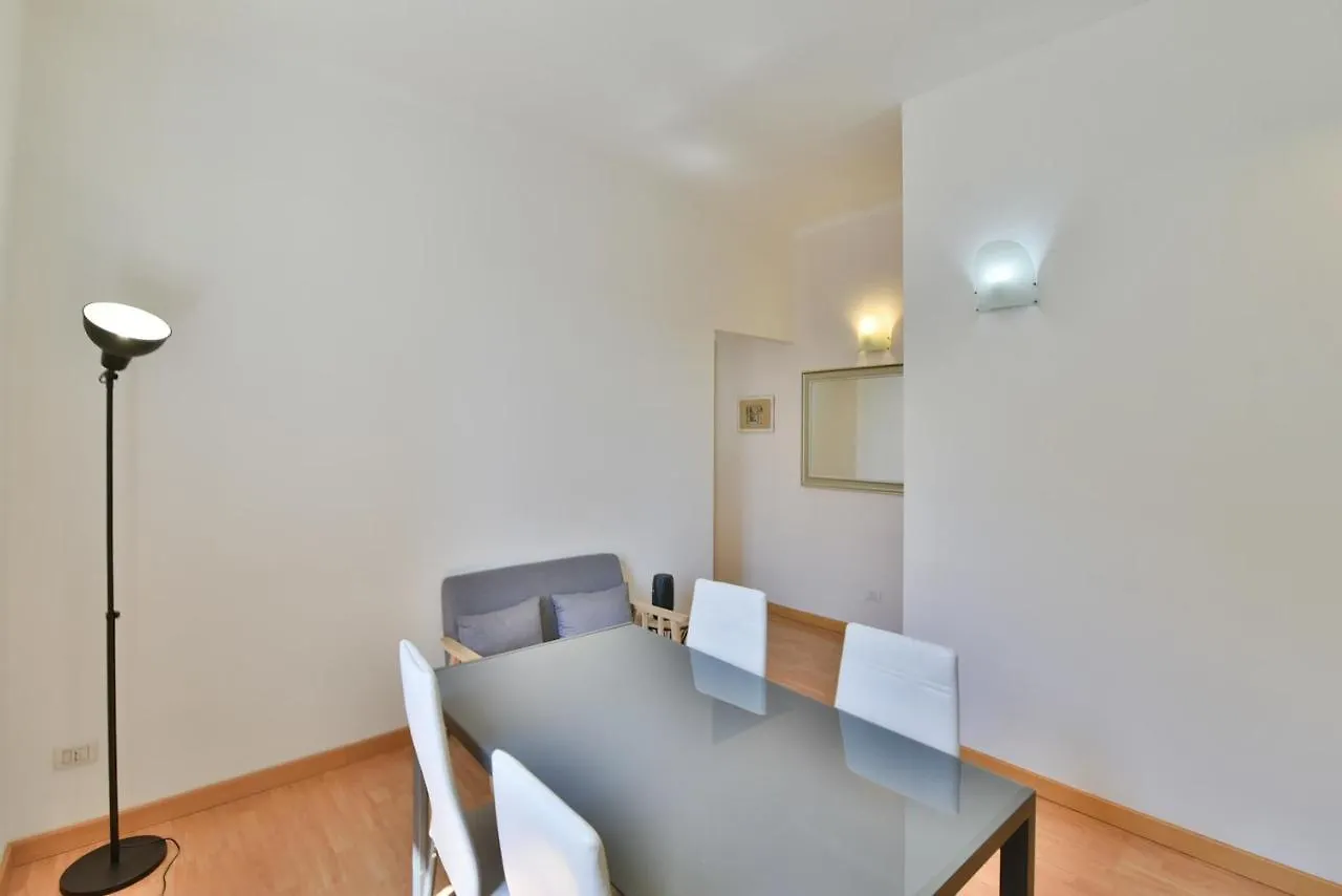 Volta Central Apartment By Quokka 360 - Minimal Flat In Cernobbio